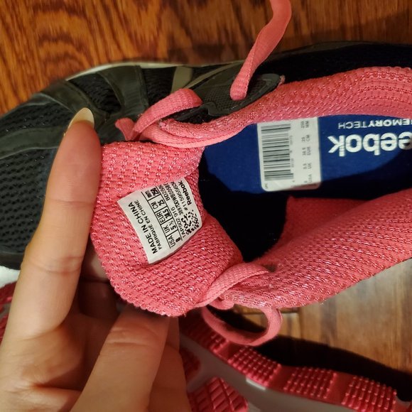 Reebok runners - women's - Picture 2 of 4